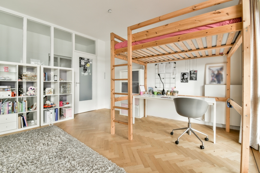 Maximiser l’espace dans une chambre avec un lit superposé bureau